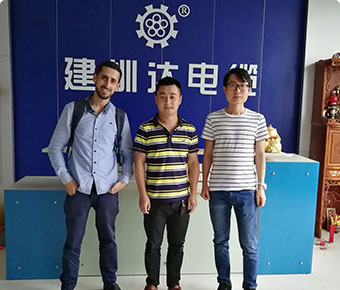 來(lái)自柬埔寨Hak客戶親自見(jiàn)證的案例 - 鎧裝電力電纜